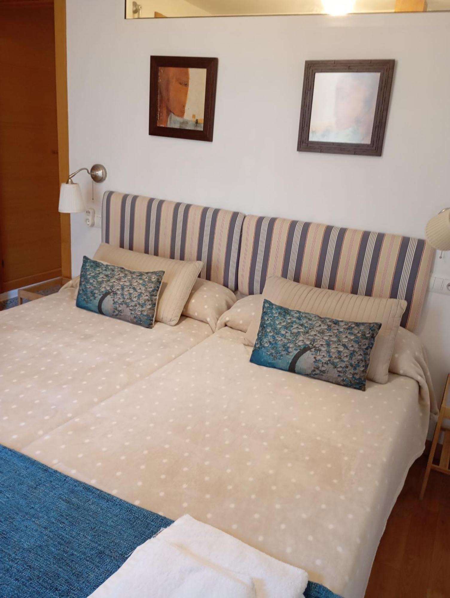 Apartamentos El Camino Villafranca Del Bierzo Eksteriør bilde